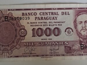 1000 Guaranies från Paraguay