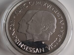 200 KRONOR SVENSK Mynt mycket bra skick.