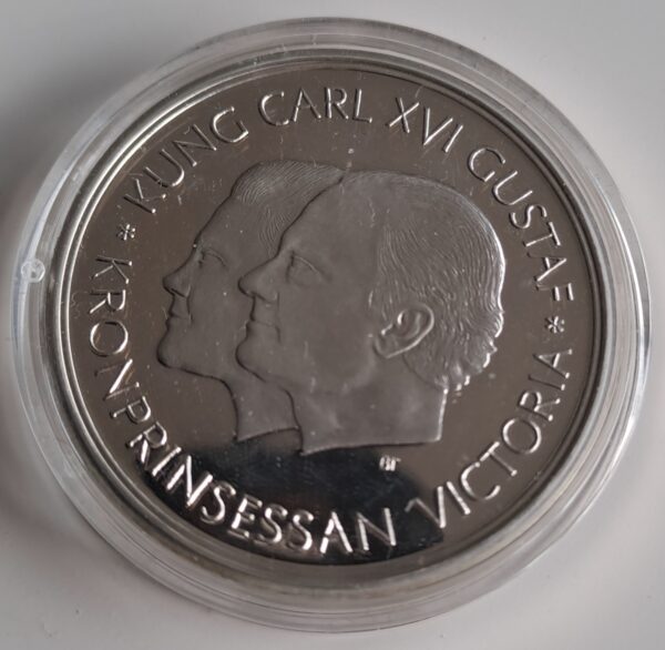 200 KRONOR SVENSK Mynt mycket bra skick.