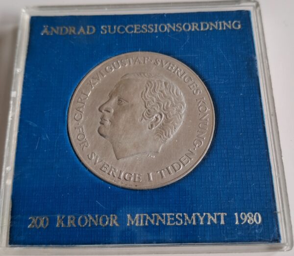 200 KRONOR SVENSK Mynt mycket bra skick.