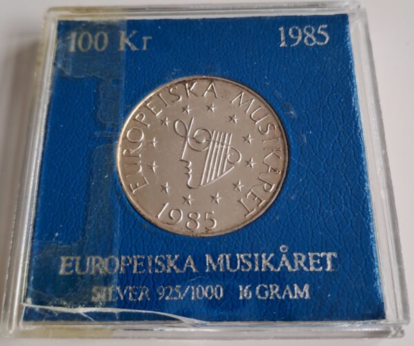 100 KRONOR SVENSK Mynt mycket bra skick.