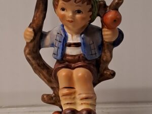HUMMEL  Goebel pojke