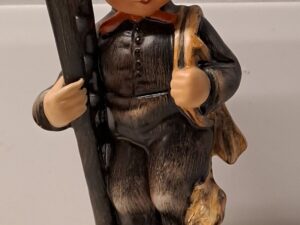 HUMMEL  Goebel arbetapojke