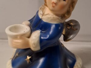 HUMMEL  Goebel flicka i blå (jul)