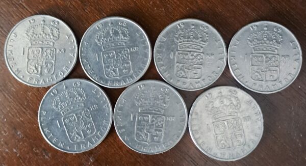 6 st. 1 krona från 1968 och 1 st från 69