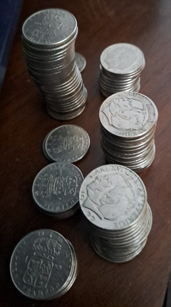 103 st. 1 krona från 1970 [10],71 (7),72 (2),73 (32),76 (1),77 (19),78 (20) och 1979 (12)