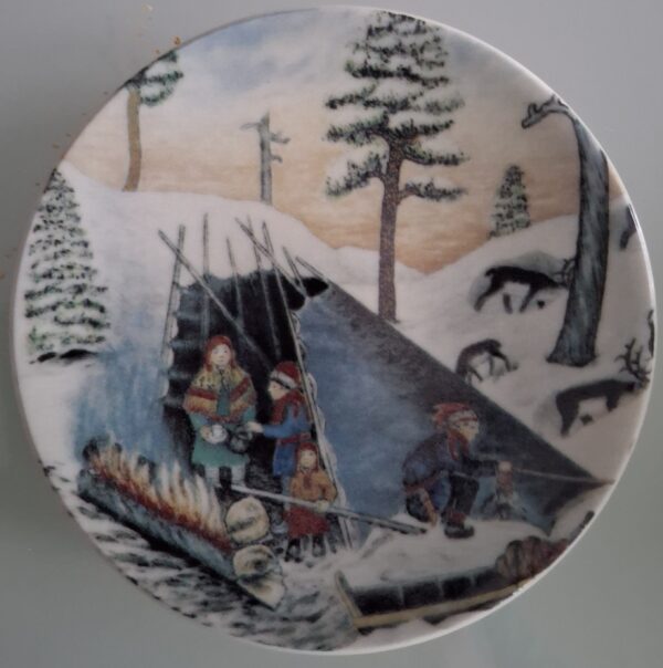 ARABIA 24 Tallrik. Mycket bra skick