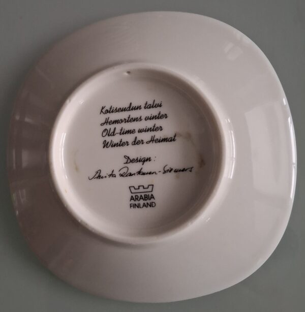 Hemortens vinter ARABIA Tallrik. Mycket bra skick